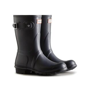 Hunter Women’s Short Rain Boots — Navy Blue